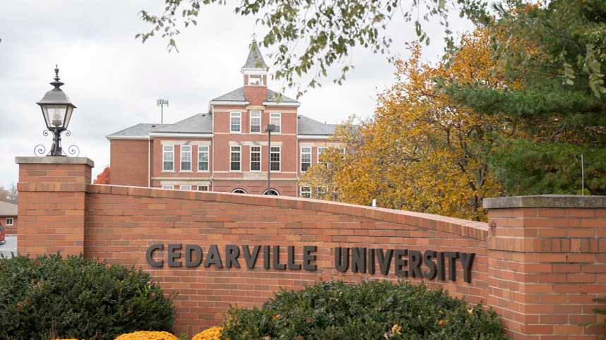 Entrance to Cedarville University at Founder's Hall
